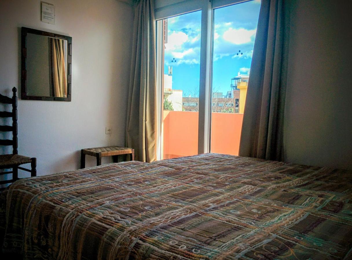 Hostal La Palmera Torremolinos Esterno foto